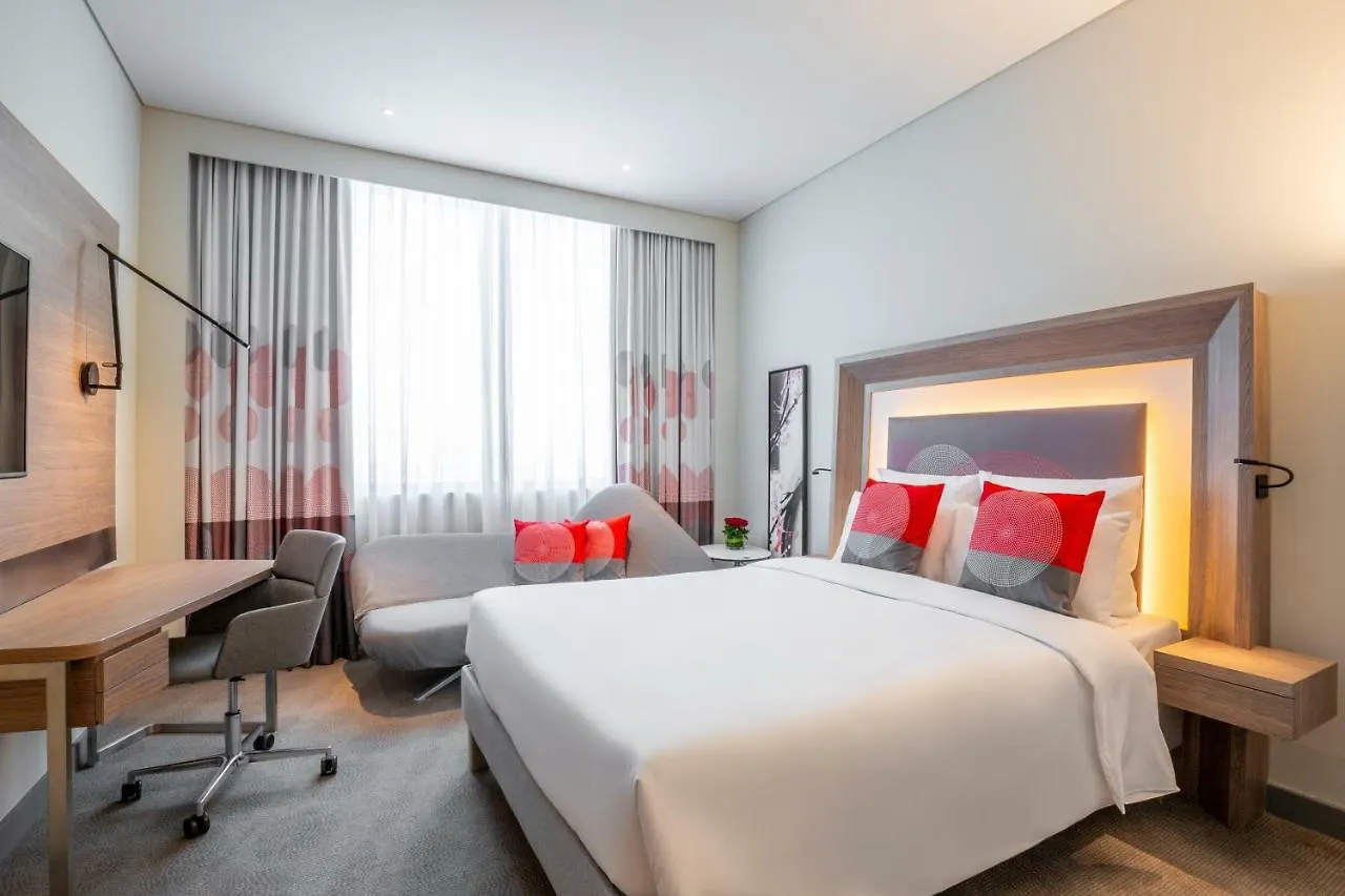 Отель Novotel Bur Dubai - Healthcare City