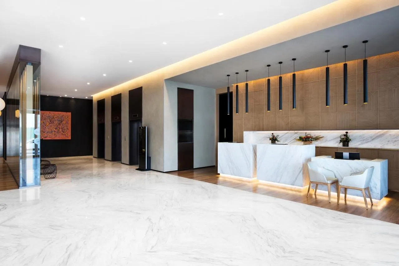 Отель Novotel Bur Dubai - Healthcare City